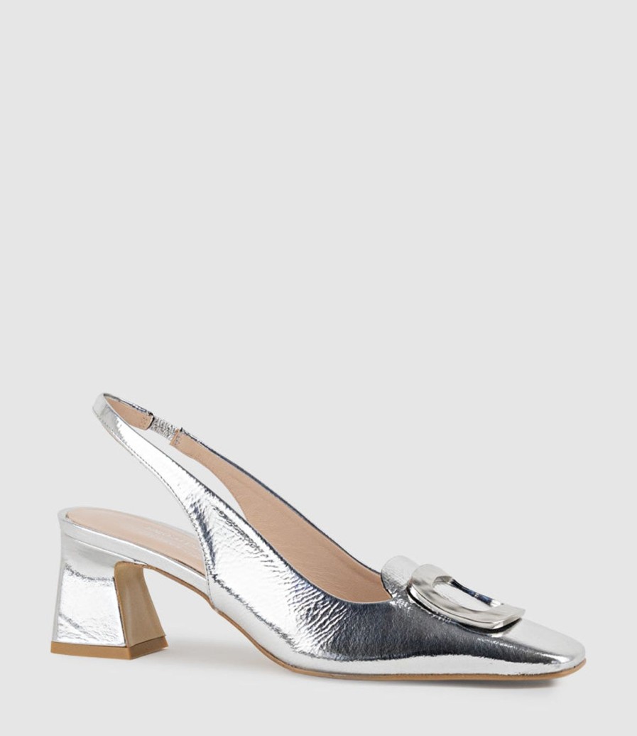 Edward Meller Dania55 Albert Throat Slingback Pump In Silver Crinkle Online