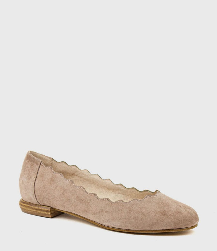 Edward Meller Fara Scalloped Ballet Flat In Nude Suede Online