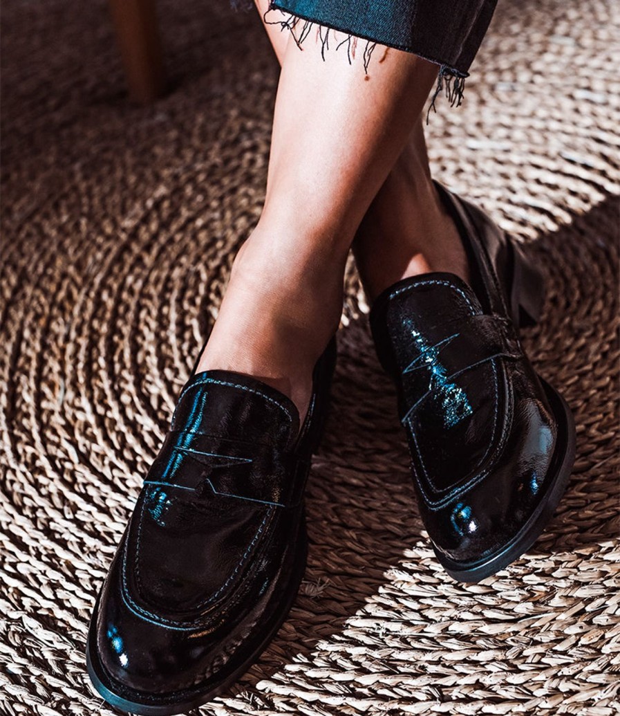 Edward Meller Dominic Moccasin In Black Patent Hot