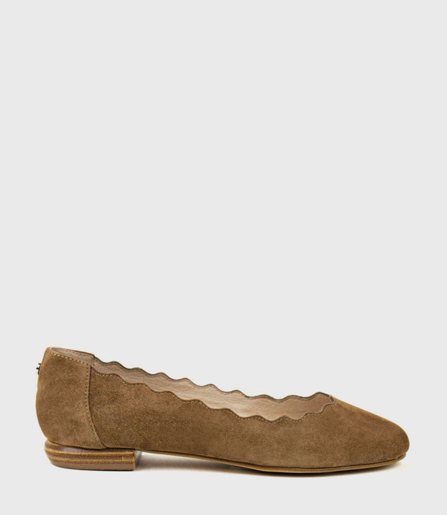 Edward Meller Fara Scalloped Ballet Flat In Tawny Suede New