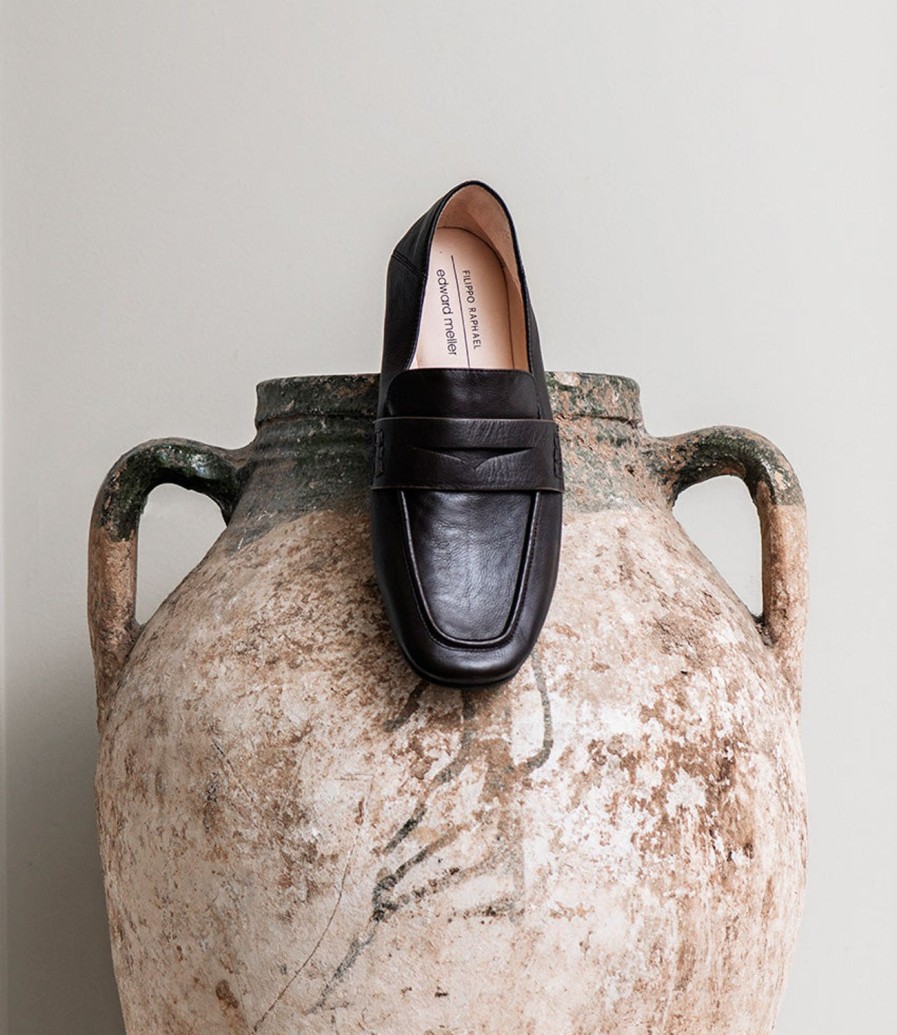 Edward Meller Finlay Moccasin With Collapsible Back In Black Calf Hot